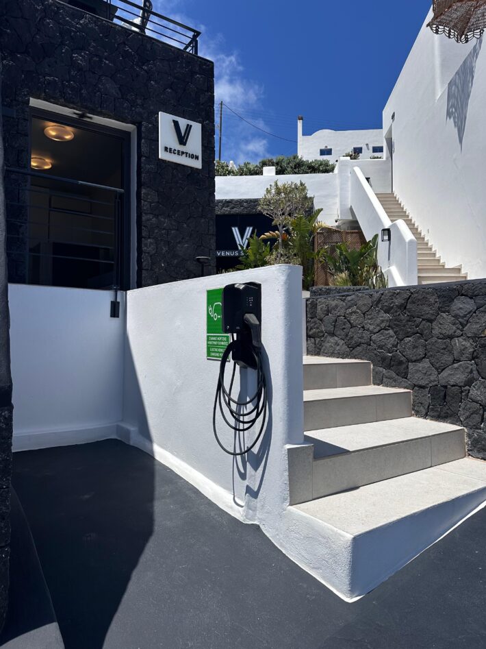venus3 - Do You Travel with an Electric Vehicle in Santorini? At Venus Sunrise, You Are Covered.